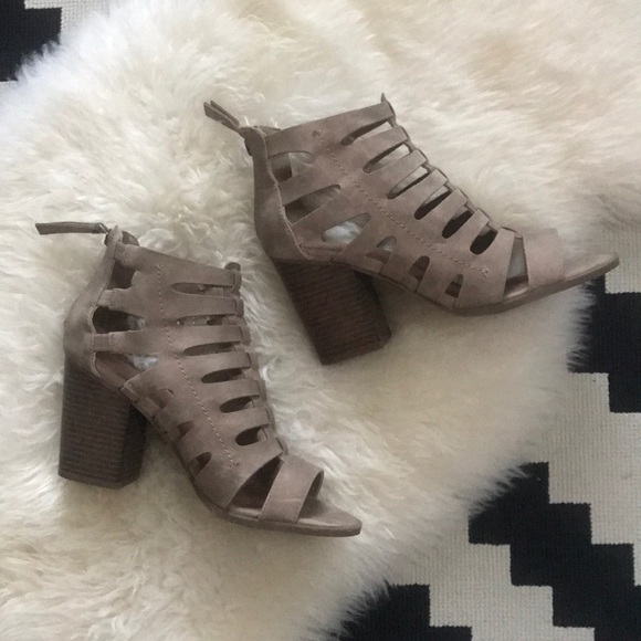 indigo rd. Shoes - High Heeled Gladiator Sandals 8